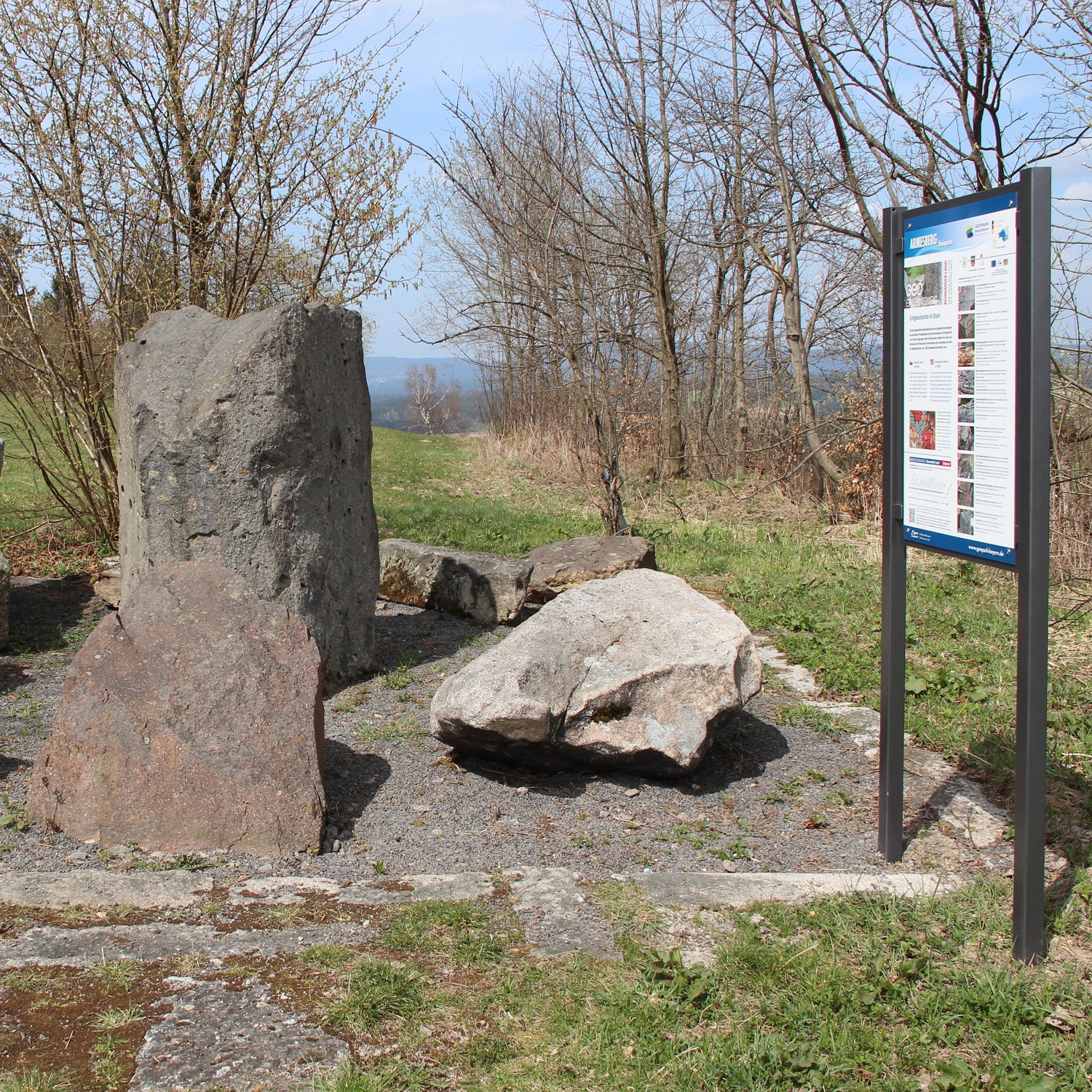 Geopark-Gesteinsausstellung-Kemnather Geoweg – zugeschnitten